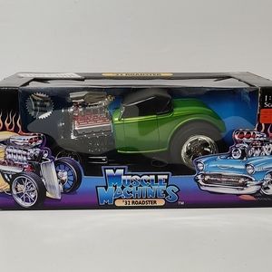 Muscle Machines '32 Roadster